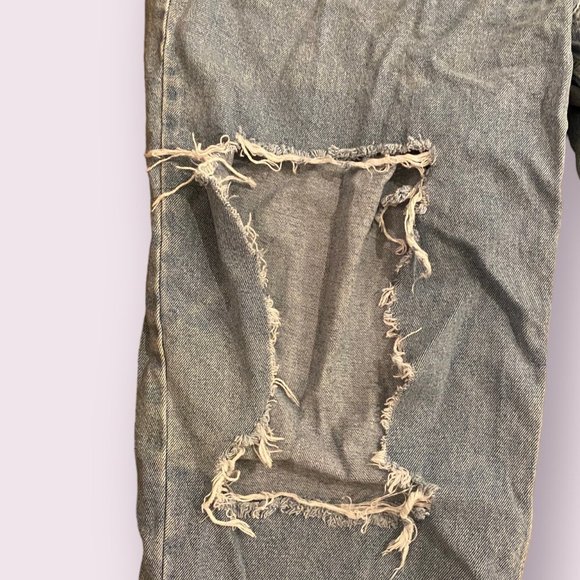 ASOS Women’s Hourglass High Rise Mom Jeans in Midwash with rips | Size: W36 L34 - Picture 2 of 9